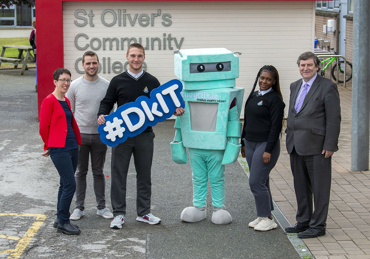 Eileen Lynch, DkIT Access officer, Ryan Kelly, Studyclix, Tony Verdes, Victoria Awobadejo, 6th years at St Oliver’s Community College, Drogheda, John Halpin, Principal of St Oliver’s Community College