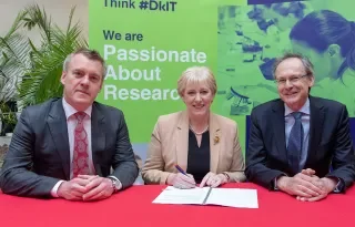 Pictured (from left) are Martin Kane, CEO of ABP Food Ireland , Minister Heather Humphreys, TD and DkIT President, Michael Mulvey PhD at the signing of new Corporate Partnership