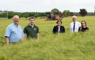 (L to R) DkIT Student Patrick McGuinness with his father Tony McGuinness, Breda Brennan, Head of Agriculture DkIT, John Kelly, Teagasc Ballyhaise, Siobhan Jordan, DkIT lecturer, at the launch of the new part-time Agriculture qualifications on the McGuinness family farm in Richardstown, Co Louth