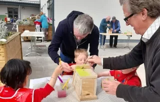Intergenerational Learning
