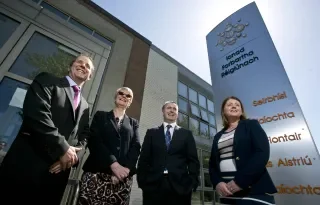 From left): Trevor Lucy, Director of Engineering at SIRO, Ann Campbell, President of DkIT, Minister for Housing and Urban Renewal Damien English TD and Debbie Ward, Regional Sales Manager at Vodafone Ireland at the launch of the Gigabit Hub Initiative