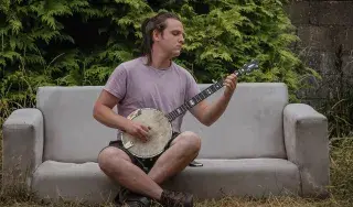 DkIT Applied Music Graduate, Ryan McAuley wins big on banjo at the 2018 Freshgrass Festival USA