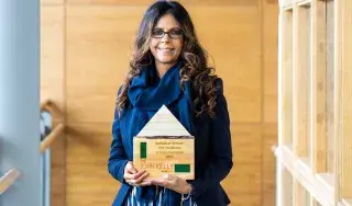 Dr Anita Byrne