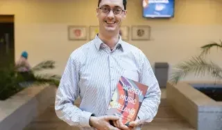 Dr Daithí Kearney 