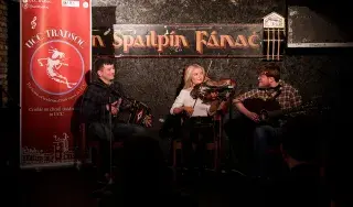 Darren taking part in Tradfest with Lasta