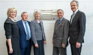 Sheila Flanagan (DkIT), Cllr Clifford Kelly, MaryAnn de Chastelain, General John de Chastelain with DkIT President, Michael Mulvey, PhD at the unveiling of the new de Chastelain Library Plaque