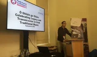 DkIT's Daithi Kearney speaking at Ó Ghlúin go Glúin Research Symposium
