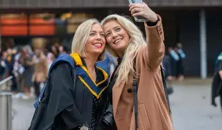 •	Hannah Nicklin from Enniscorthy, Co Wexford graduated with a BSc (Hons) in Psychiatric Nursing at DkIT, pictured with her sister Jenna Doran at DkIT Graduation 2019.
