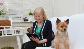 May Nevin using SIMS platform on iPad which was developed by NetwellCASALA as part of the ProACT EC Horizon 2020 project.