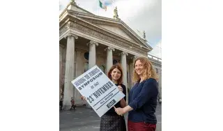(L-R:) Dr Ann-Marie Hanlon (DkIT) and Dr Laura Watson (Sounding the Feminists, Maynooth University) pictured outside GPO, Dublin to demand better representation for women in Ireland’s cultural history.