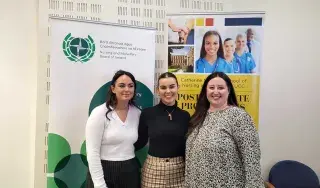 Claudia Donnelly representing Dundalk Institute of Technology Centre of Photo, with Laura O’Sullivan, University College Cork, & Nadia Hutton, Trinity College Dublin