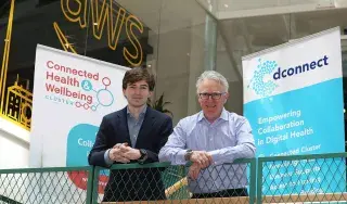Winners of eHealth-Embark Programme -Lochlann O'Regan and Edward Simons-founders of winning company-EpiCapture